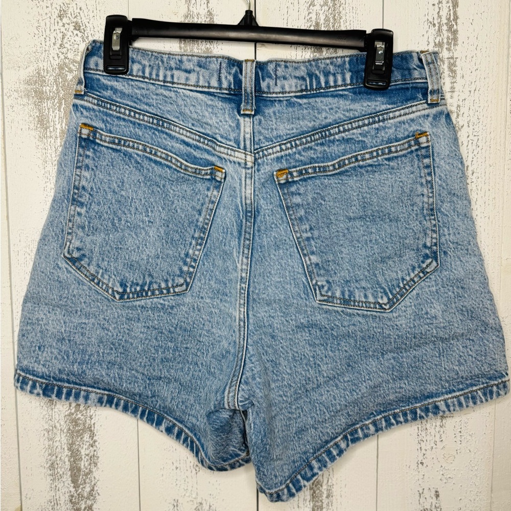 Abercrombie & Fitch High-Waist Light Blue Denim Shorts - Picture 4 of 10